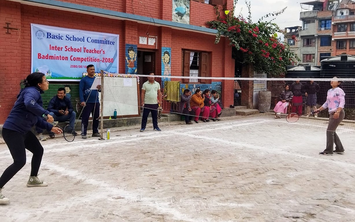 शिक्षक व्याडमिन्टन प्रतियोगिता सम्पन्न