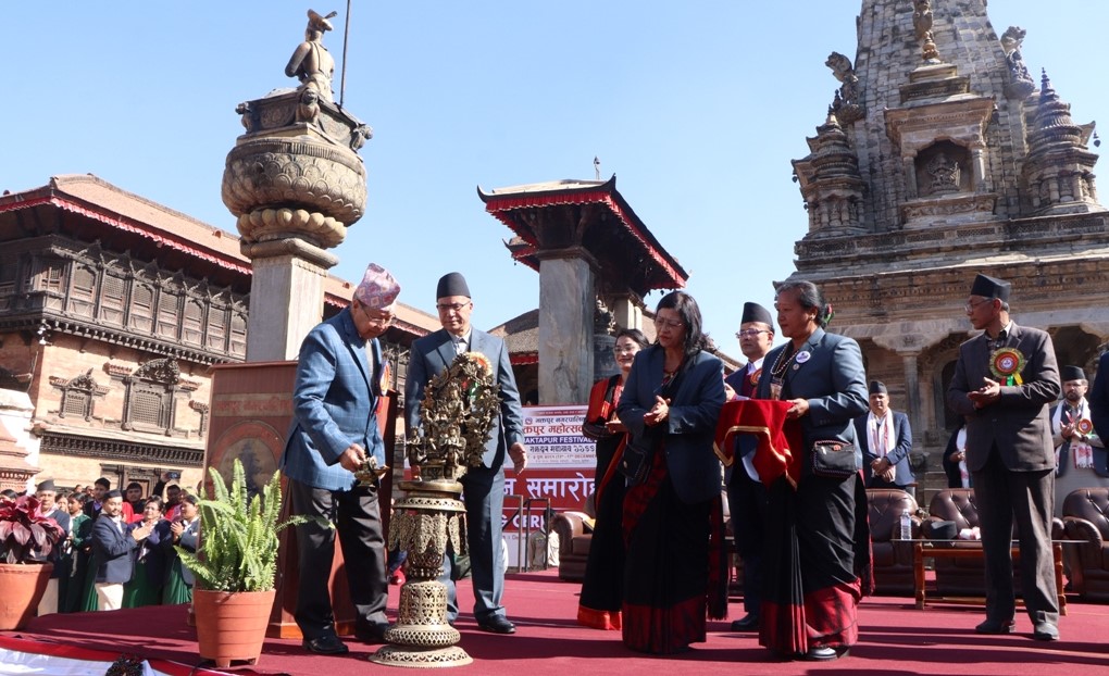 भक्तपुर महाेत्सव सुरू, मेयरले भने- ‘भक्तपुर विहान एउटा, दिउँसो अर्काे र राति अर्कै देखिन्छ’