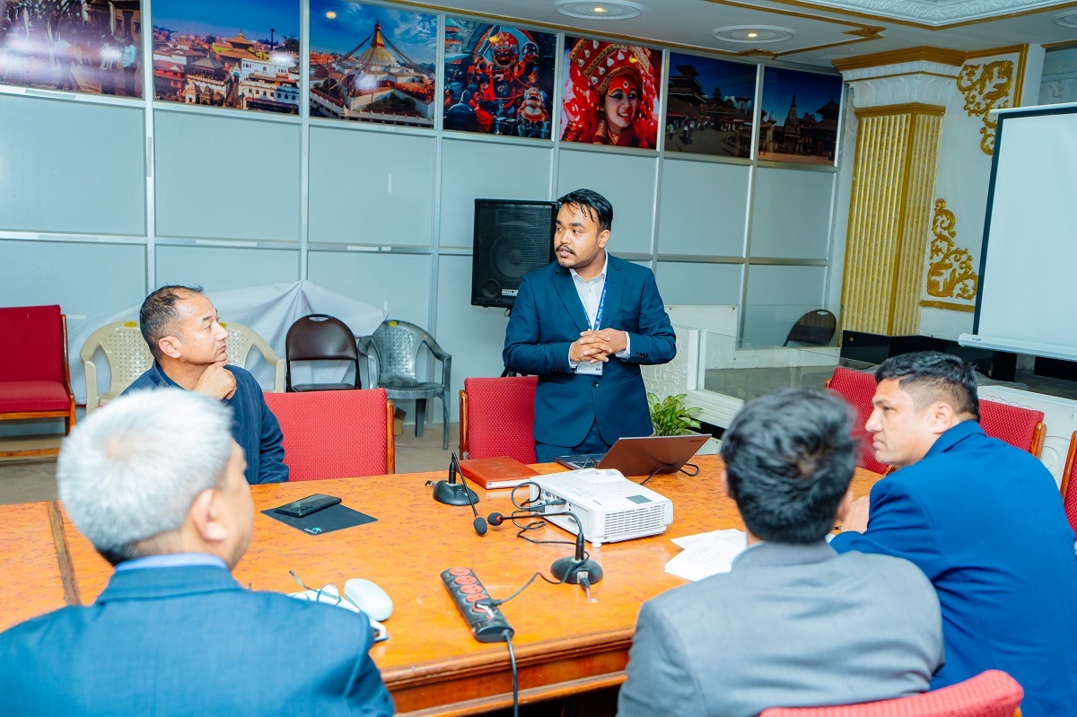 काठमाडौं महानगरद्वारा विपन्नका लागि निःशुल्क स्वास्थ्य सेवा