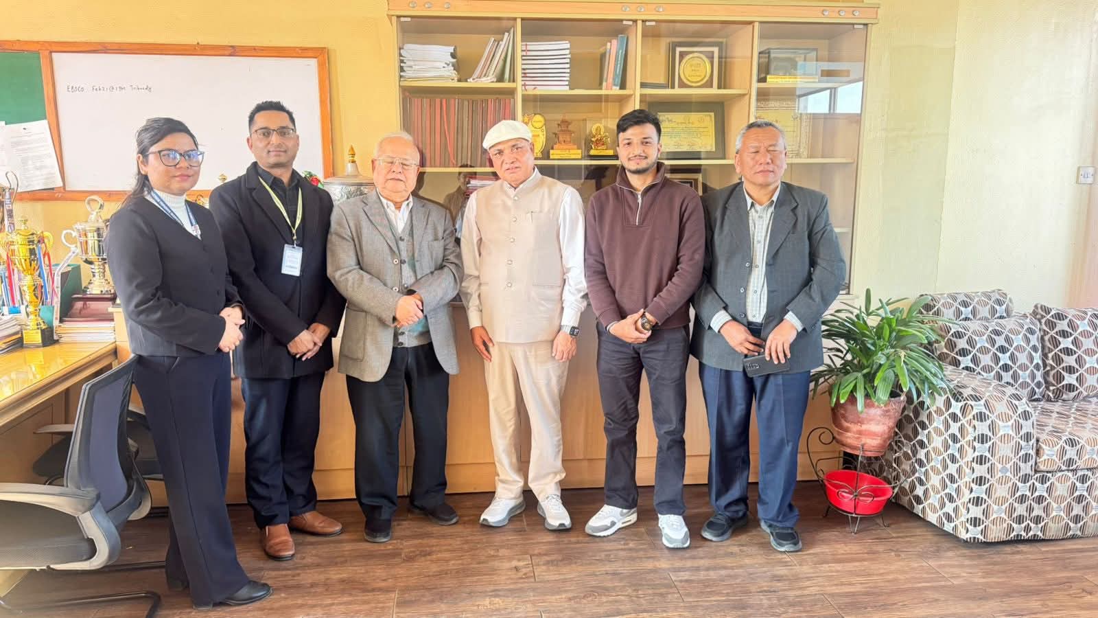 कागेश्वरी मनोहराले सुशासनका लागि KUSOM सँग सहकार्य गर्दै, ज्ञानमा आधारित नेतृत्व विकास गर्ने