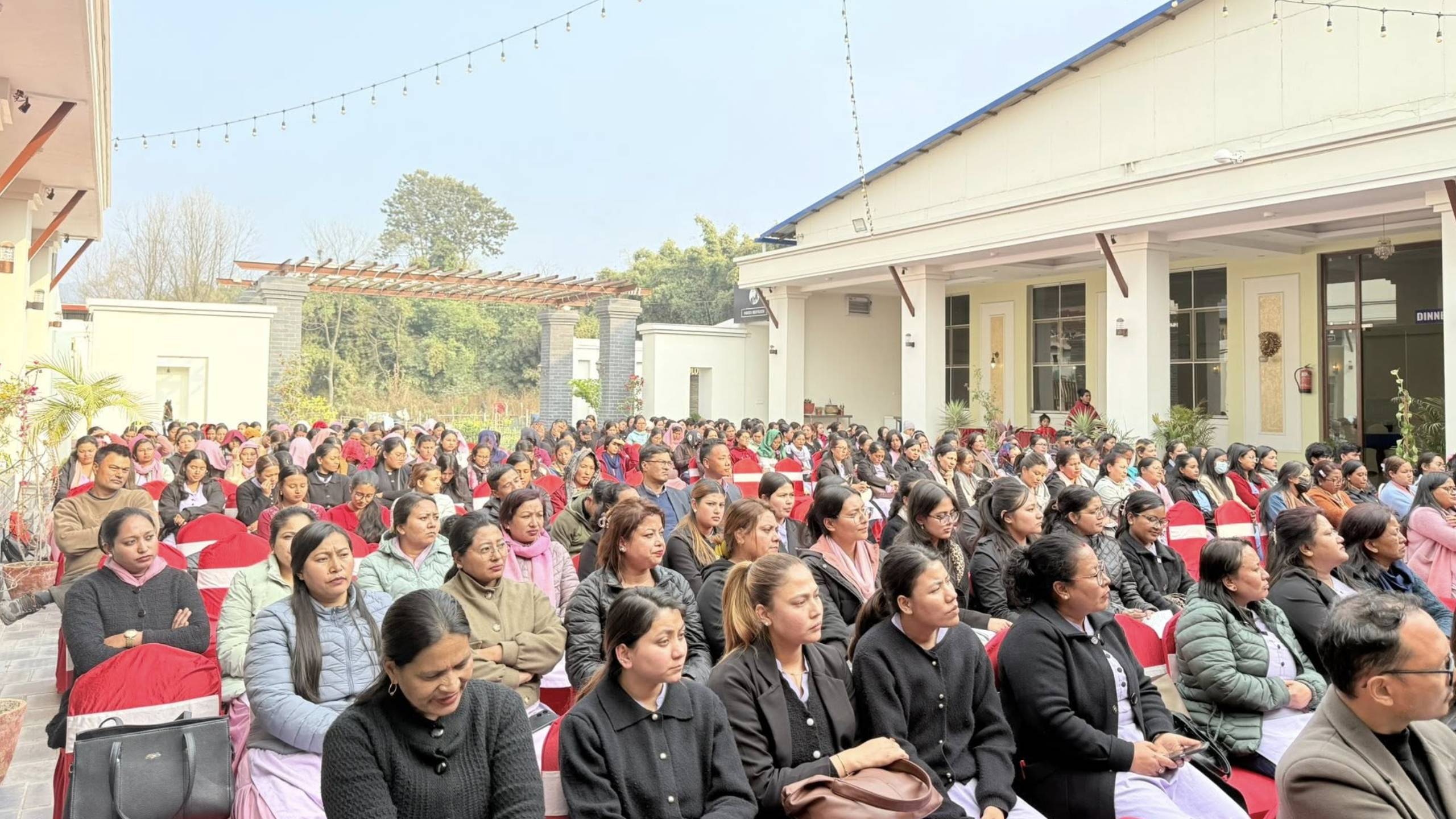 शिक्षक: समाजका मार्गदर्शक र भविष्यका निर्माता