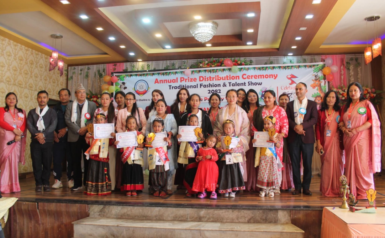 विनायक शिक्षा निकेतनमा परम्परागत भेषभूषाको रौनक: साना नानीबाबुहरूद्वारा मौलिक संस्कृति प्रदर्शन