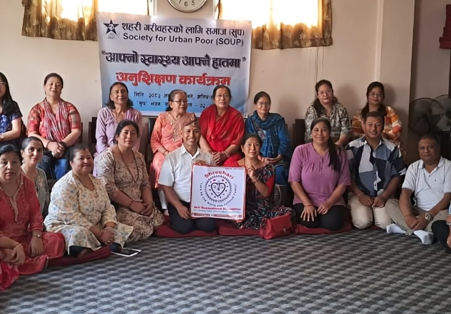 “आफ्नो डाक्टर आफै बनौँ” स्वास्थ्य सचेतना कार्यक्रम सम्पन्न